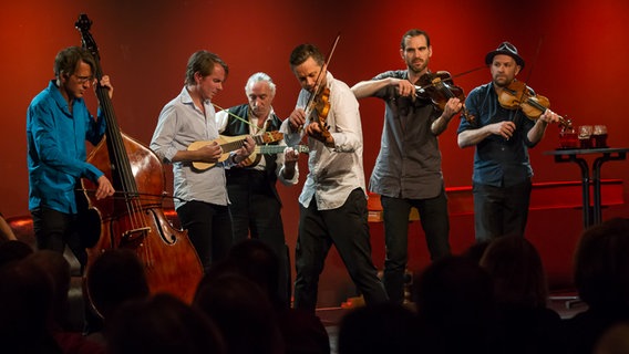 Konzertszene im Resonanzraum St. Pauli: "An Alehouse Session" mit den Barokksolistene © NDR Foto: Axel Herzig