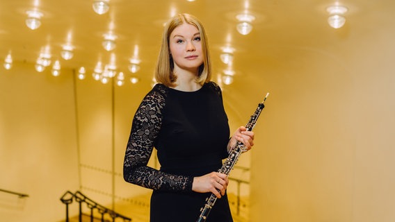 Freya Obijon, 2. Oboistin des NDR Elbphilharmonie Orchesters © NDR, Jewgeni Roppel Foto: Jewgeni Roppel