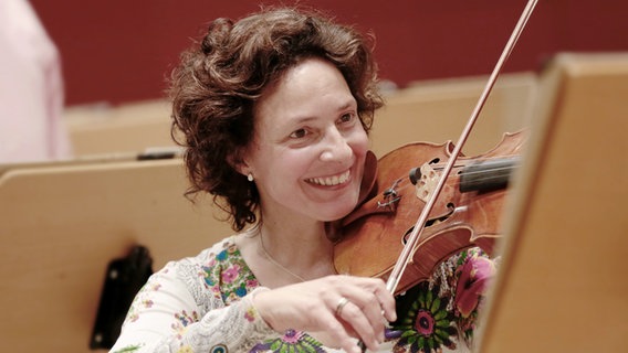Rosario Mutschler-Hernandez, Violine © NDR / Micha Neugebauer Foto: Micha Neugebauer