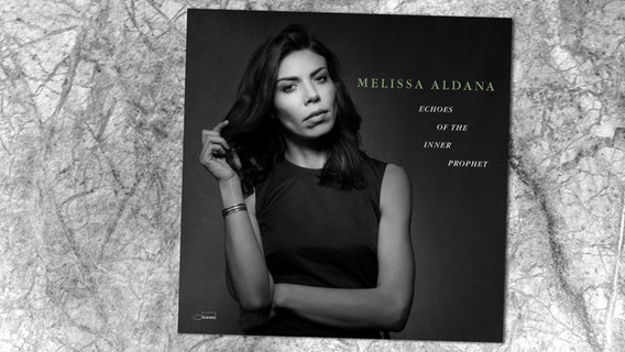 CD-Cover "Echoes of the Inner Prophet" von Melissa Aldana © Blue Note 