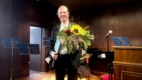 Am 23.9. wurde Dr. Klaas-Hinrich Ehlers, Privatdozent an der Freien Universität Berlin, der Fritz-Reuter-Preis der Hamburger Carl-Toepfer-Stiftung verliehen. © Jan Wulf Foto: Jan Wulf