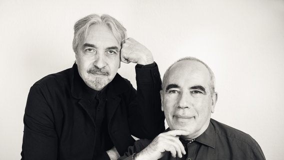 Yuri Albert und Vadim Zakharov posieren gemeinsam © Daniel Zakharov 