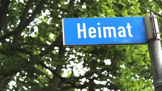 Straßenschild "Heimat" in Hamburg © NDR Foto: Petra Markgraf