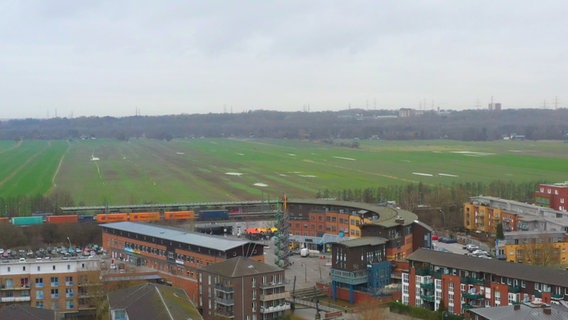 Die "grüne Wiese", auf der Oberbillwerder entstehen soll. (Archivfoto)  Foto: Bert Beyers