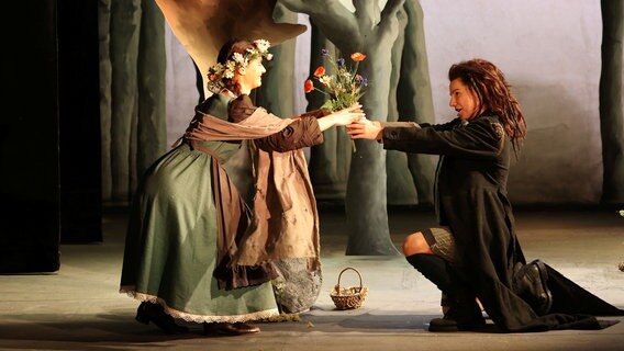 Szene aus der Oper "Hänsel und Gretel" am Allee Theater in Hamburg. © Allee Theater Foto: J.Flügel