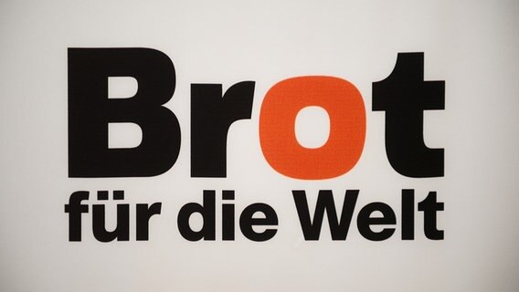 Der Schriftzug «Brot für die Welt». © picture alliance / dpa | Marijan Murat Foto: Marijan Murat