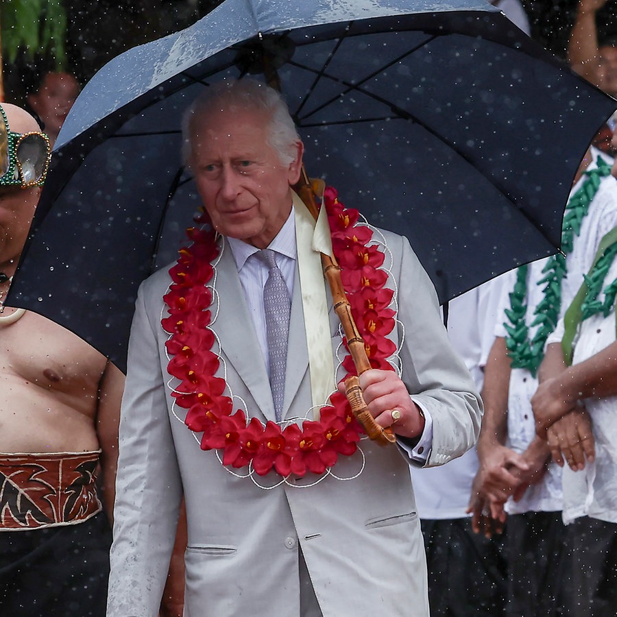 Der britische König Charles III. bei einer Zeremonie beim Besuch der Insel Samoa © picture alliance / ASSOCIATED PRESS | Manaui Faulalo Foto: Manaui Faulalo