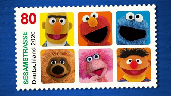 Die Sesamstraßen-Figuren Ernie, Bert, Elmo, Krümelmonster, Tiffy und Samson sind auf einer 80-Cent-Briefmarke zu sehen. © TM und © 2020 Sesame Workshop Foto: Gestaltung der Marke: Jennifer Dengler, Bonn