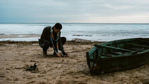 Eine Strandszene wird für den Film gedreht.  Foto: David Diwiak