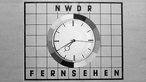 Logo des Nordwestdeutschen Rundfunks (1945 - 1955) mit einer Uhr. © NDR 