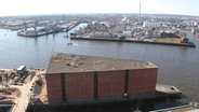 Blick von oben auf den Kaispeicher A in Hamburg © NDR 