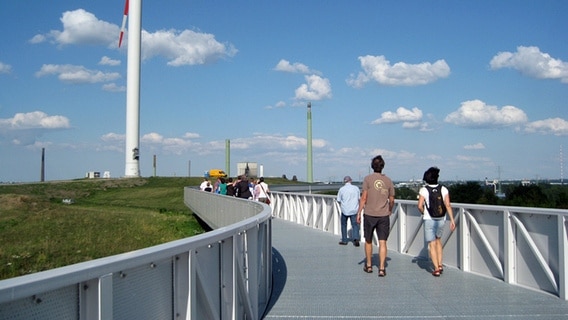 Der Energieberg in Wilhelmsburg. © NDR Foto: Gitte Alpen