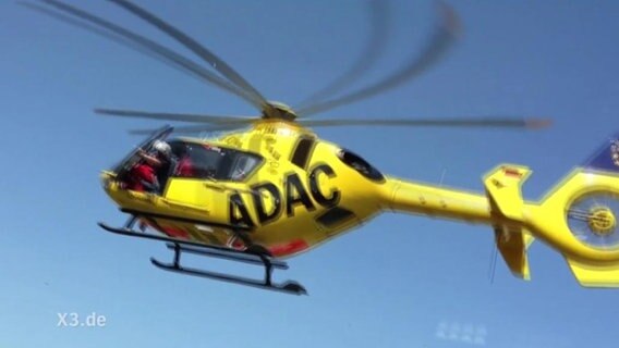 Ein ADAC-Hubschrauber  