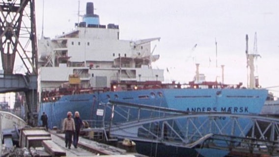 Die Anders Maersk im Januar 1976 in der Werft  Blohm und Voss © NDR 
