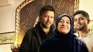 Collage mit drei Absolvent:innen des neuen Islamkollegs in Osnabrück: Ender Çetin, Elif Demirkan-Çoban und Muhamed Memedi. Collage mit drei Absolvent:innen des neuen Islamkollegs in Osnabrück: Ender Çetin, Elif Demirkan-Çoban und Muhamed Memedi. © NDR