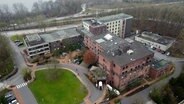 Aus der Vogelperspektive: Die Imland Klinik in Eckernförde. © Screenshot 