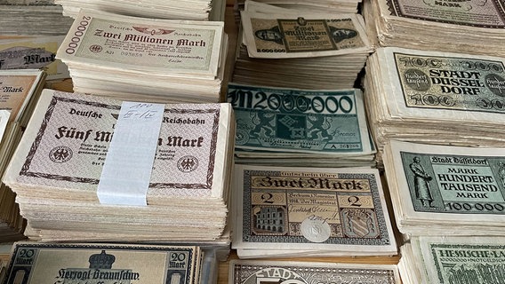Unter Sammlern hoch gehandelt - Inflationsgeldscheine. © Radio Bremen 