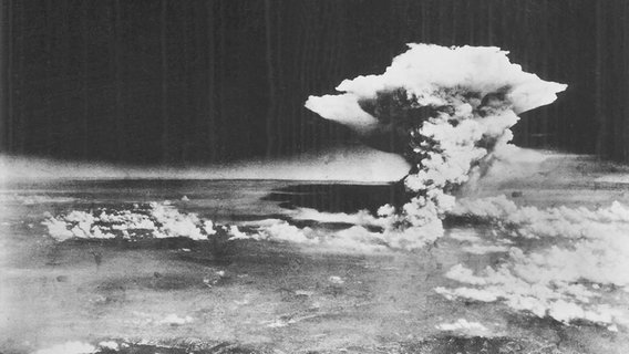 Atombombenabwurf auf Hiroshima 1945 (c) HIROSHIMA PEACE MEMORIAL MUSEUM © picture-alliance/ dpa Foto: epa