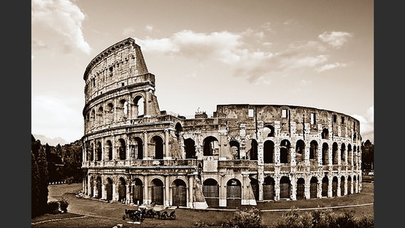 Colosseum - Kolosseum - Rom © Panther Media Foto: Bernd Rinderknecht