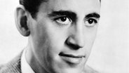 Porträtbild von dem US-amerikanischen Schriftsteller Jerome David Salinger © dpa Foto: Polfoto