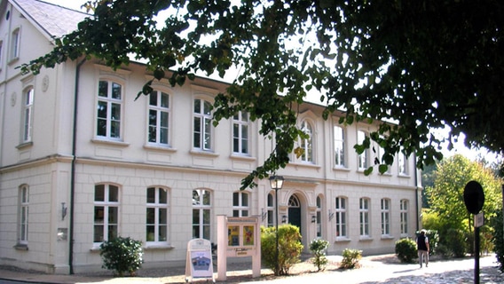 Das Nordfriisk Instituut in Bredstedt. © dpa Bildfunk Foto: Thomas Steensen