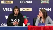 Der portugiesische Teilnehmer Salvador Sobral bei der Pressekonferenz nach dem ersten Halbfinale © NDR 