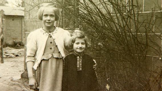 Foto von Edith Kollecker, Jahrgang 1934, als Kind. © NDR/privat 