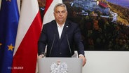 Viktor Orban am Rednerpult.  