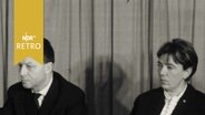 Zwei Betriebsräte auf einer Betriebsrätekonferenz der DAG 1963 in Hamburg  