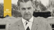 Niedersächsischer Wirtschaftminister Karl Möller in seinem Sägewerk (1965)  