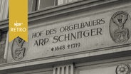 Inschrift: "Hof des Orgelbauers Arp Schnitger" (1965 in Neuenfelde)  
