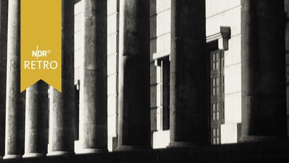 Säulen des historistischen Architekturstils der Nationalsozialisten, Fassade vom Haus der Kunst in München  