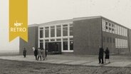 Neues Gymnasium in Dannenberg von außen (1964)  