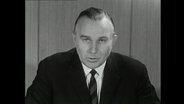 Landwirtschaftskammerpräsident Walter Blume referiert (1964)  