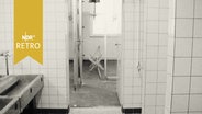 Waschraum in einem Sozialgebäude am Hafen von Bremerhaven 1964  