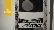 Bild des Künstlers Miró im Hamburger Museum für Kunst und Gewerbe 1964  