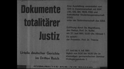 Ein Plakat mit dem Ausstellungstitel "Dokumente totalitärer Justiz"  