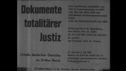 Ein Plakat mit dem Ausstellungstitel "Dokumente totalitärer Justiz"  