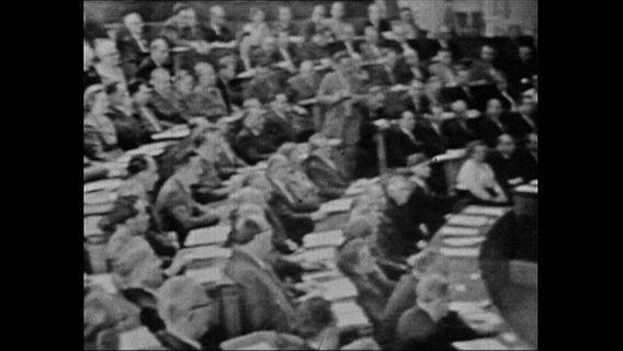 Mitglieder der Volkskammer.  