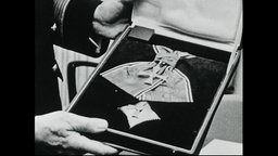 Das Bundesverdienstkreuz in einer Schatulle.  