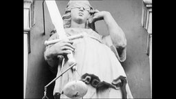 Statue der Justitia.  