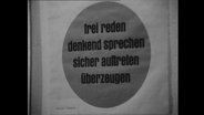 Ein Plakat mit der Aufschrift "frei reden, denkend sprechen, sicher auftreten, überzeugen"  