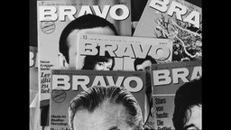 Fünf Cover der Zeitschrift Bravo liegen übereinander (Archiv-Bild).  