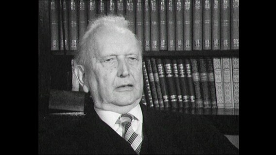 Porträt des Philosophen Karl Jaspers.  