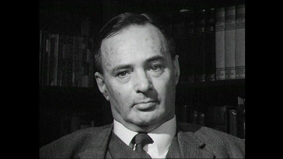 Professor Schoeps im Porträt.  