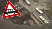 Buseinweiser vor Kita in Hamburg  