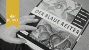 Buch "Der Blaue Reiter" von Lothar-Günther Buchheim auf einem Tisch (1963)  