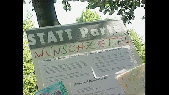 Plakat der hamburger STATT Partei (Archivbild)  