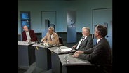 Eine Diskussionsrunde aus Experten im Panorama Studio (Archivbild)  