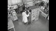 Maschinenraum zur Bodenmessung der Sonnenstrahlung im Institut für Aeronomie im Harz 1963  